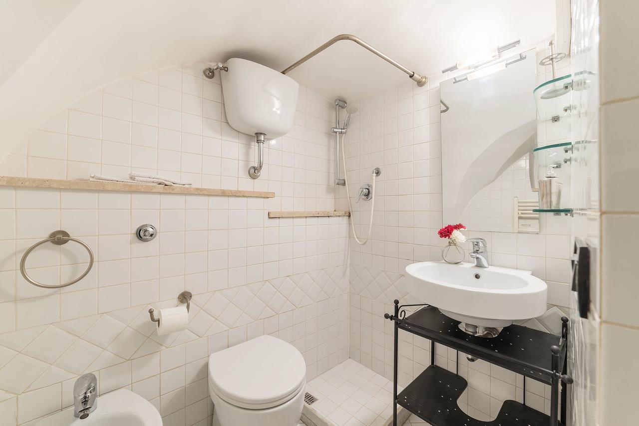רומא Sweet Little Suite Near Pantheon מראה חיצוני תמונה