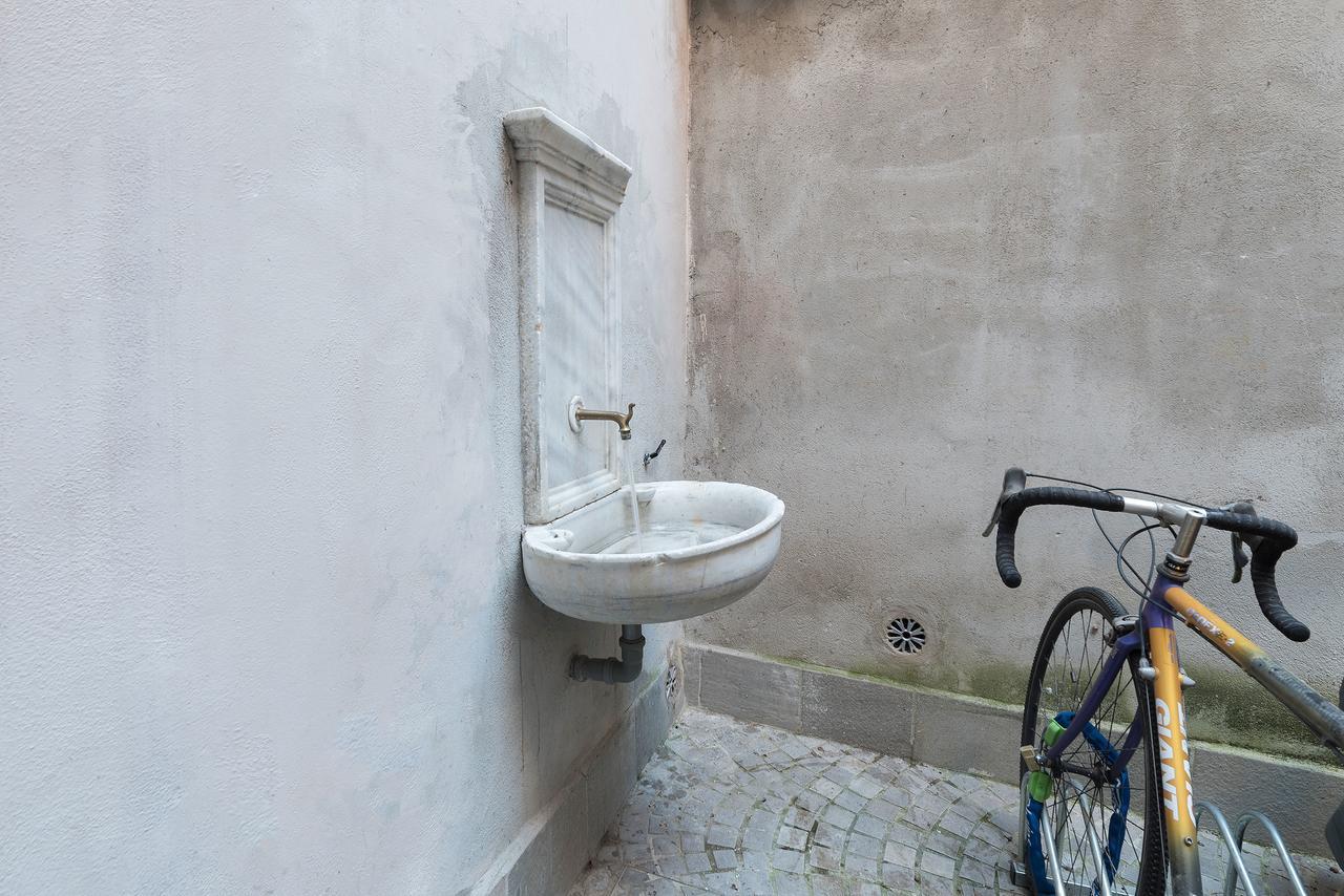 רומא Sweet Little Suite Near Pantheon מראה חיצוני תמונה