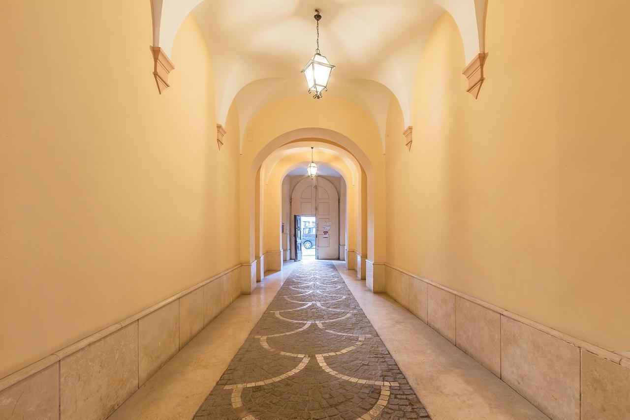 רומא Sweet Little Suite Near Pantheon מראה חיצוני תמונה