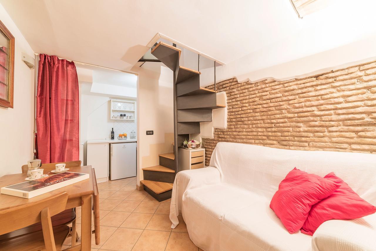 רומא Sweet Little Suite Near Pantheon מראה חיצוני תמונה