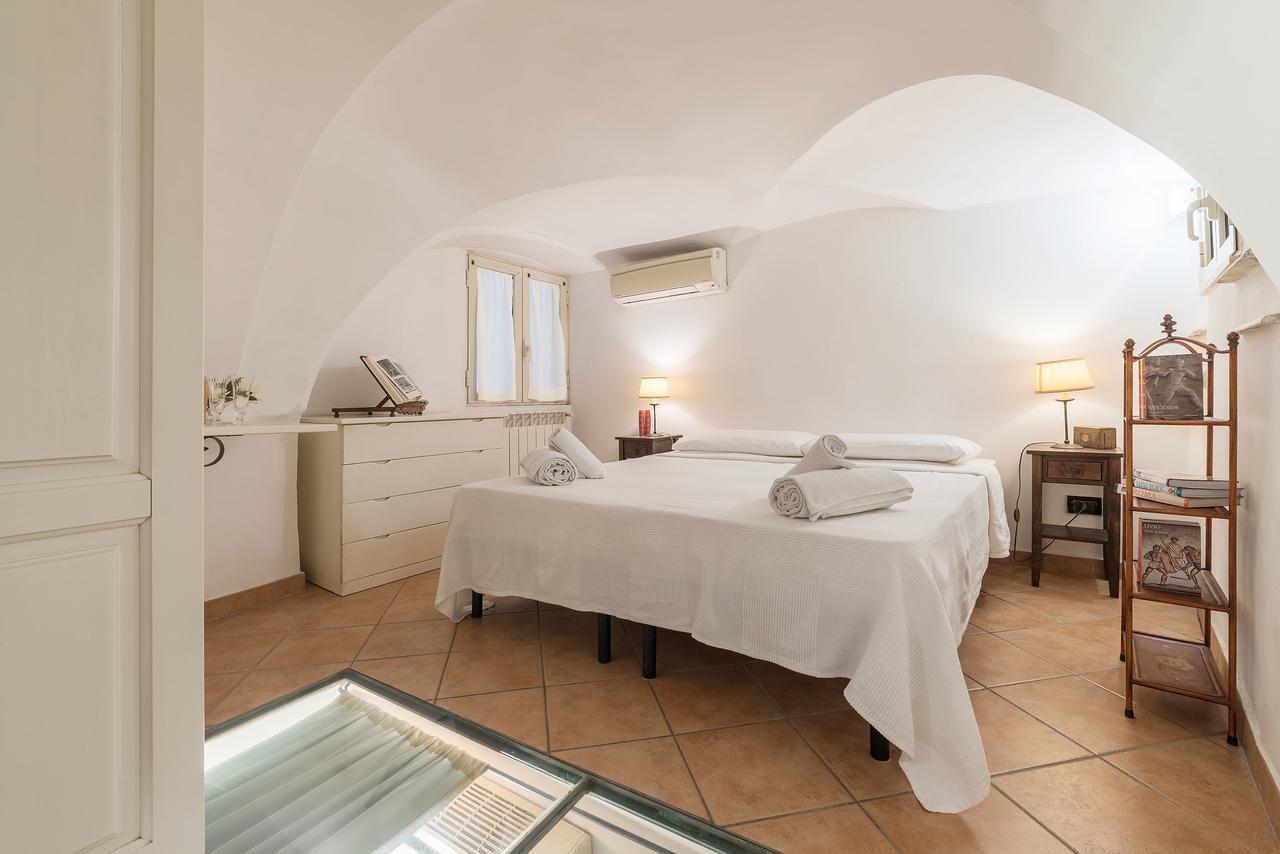 רומא Sweet Little Suite Near Pantheon מראה חיצוני תמונה